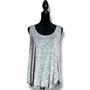 A New Day Chic Heather Gray Women's Loose Fit Lightweight Scoop Neck Tank Top